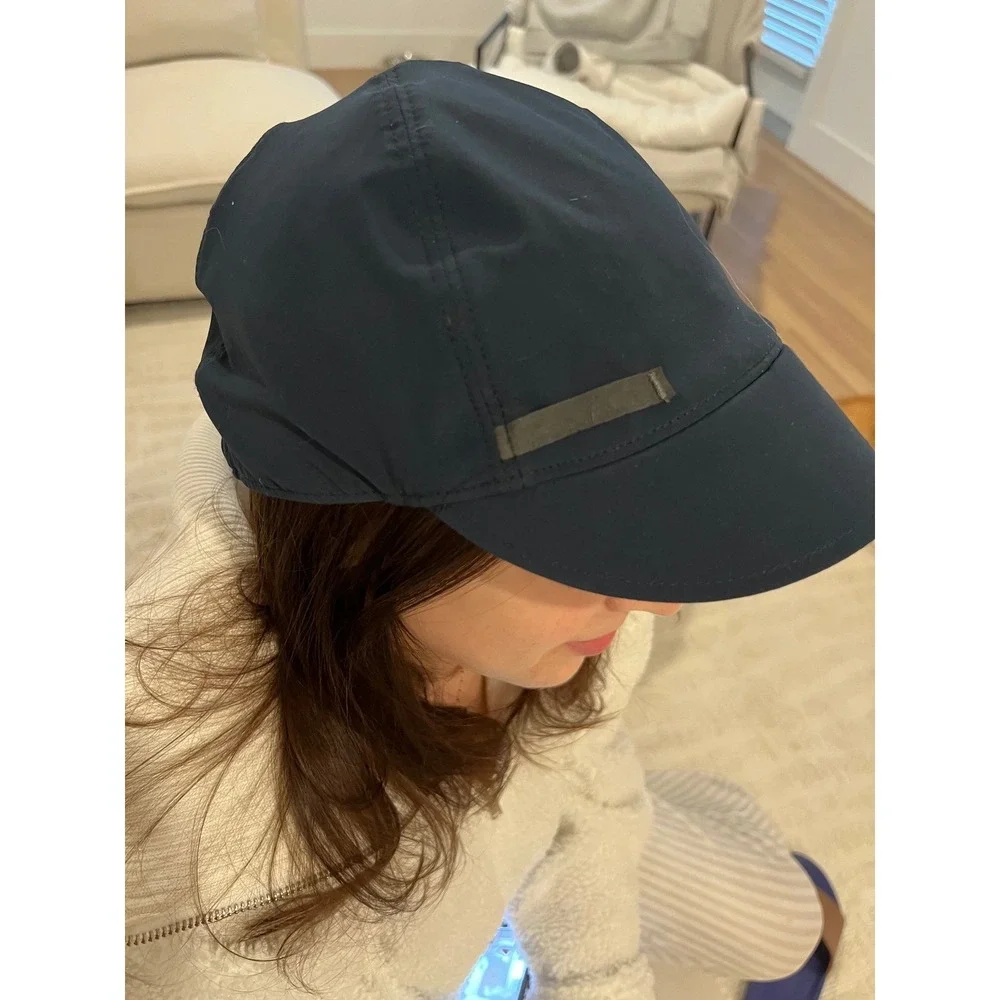 Lululemon Running Hat Womens OS Navy Blue Reflective Technical Athletic Cap
